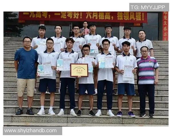 深圳排球队的成长之路:一段关于拼搏与团结的排球纪实故事 深圳排球队的成长之路:一段关于拼搏与团结的排球纪实故事