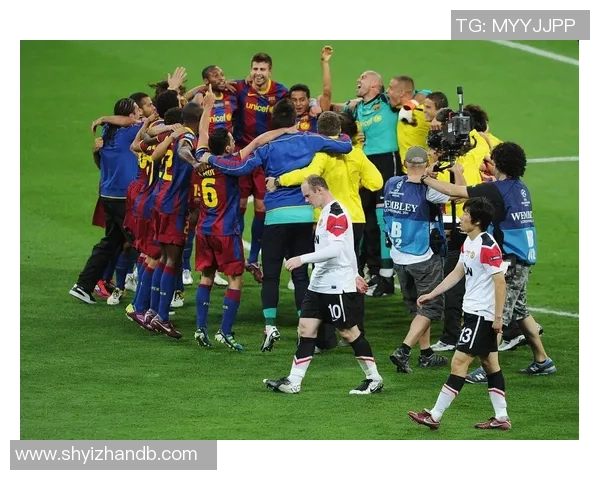 足球明星们的直播日常揭秘与幕后趣事分享 足球明星们的直播日常揭秘与幕后趣事分享